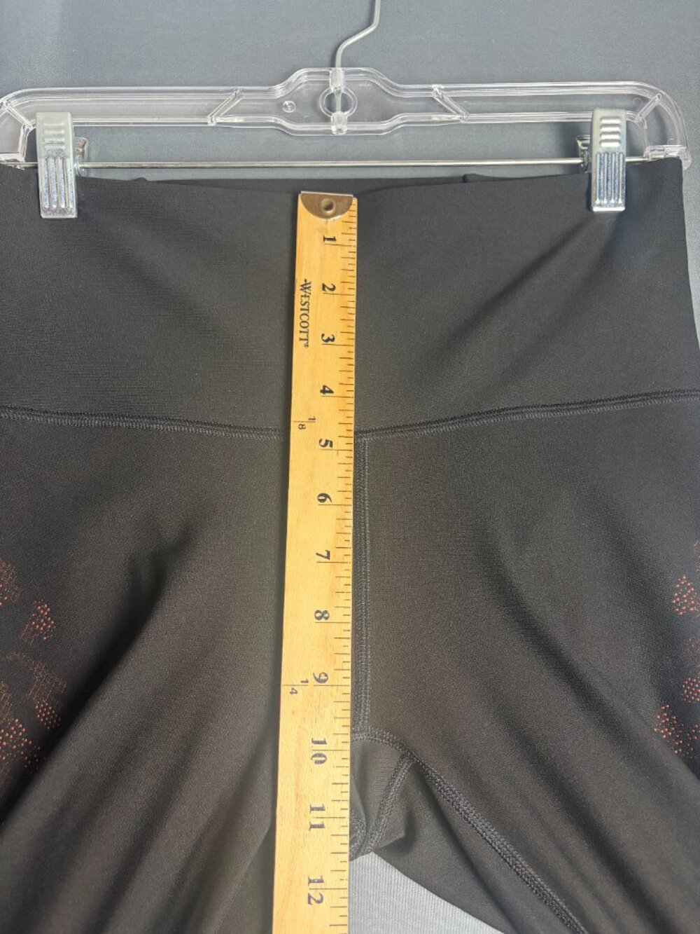Lululemon Size 8 Mapped Out High Rise Tight Brick Camo Black Leggings 28'' - Picture 4 of 8